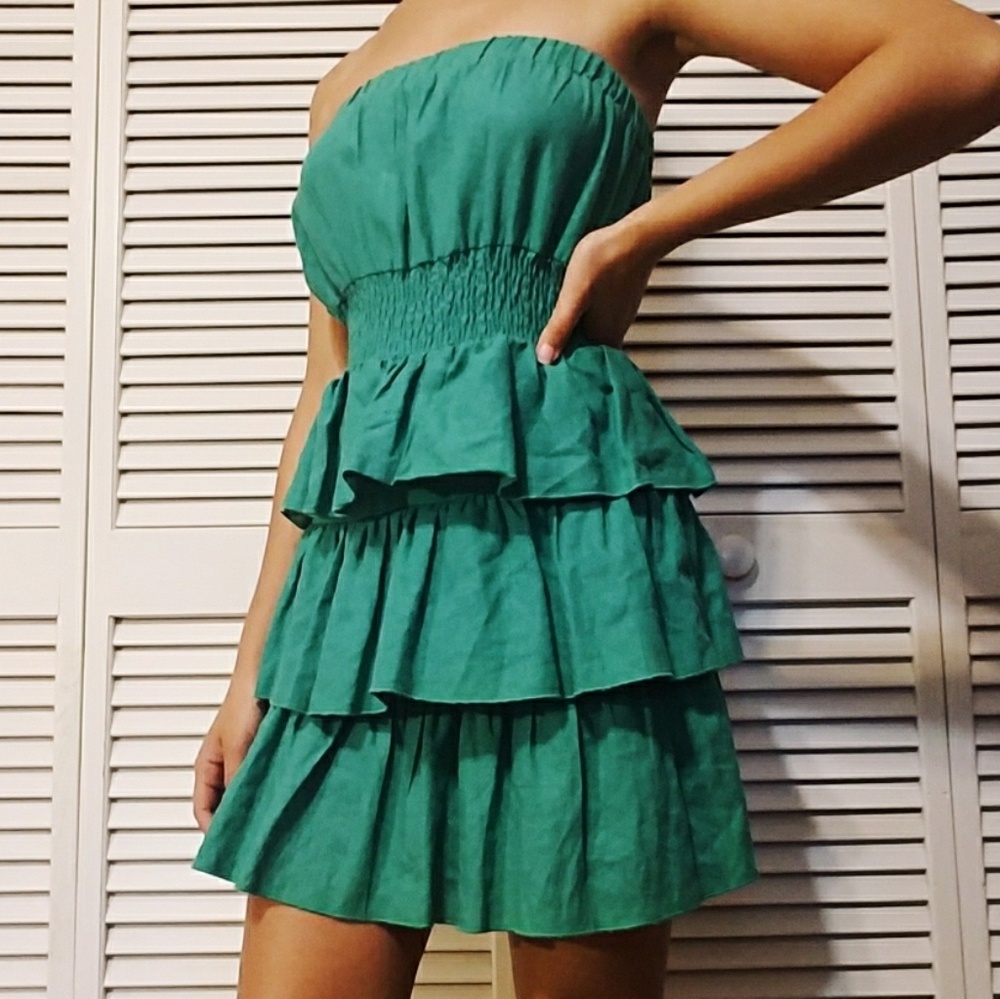 Strapless Emerald Green Dress NWT